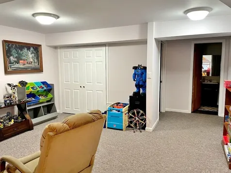 M13 Stonehedge Drive South Burlington VT 05403