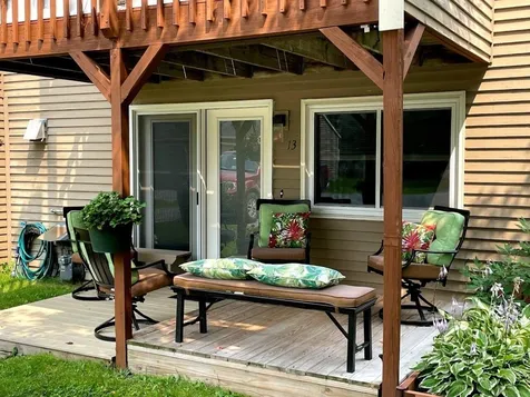 M13 Stonehedge Drive South Burlington VT 05403