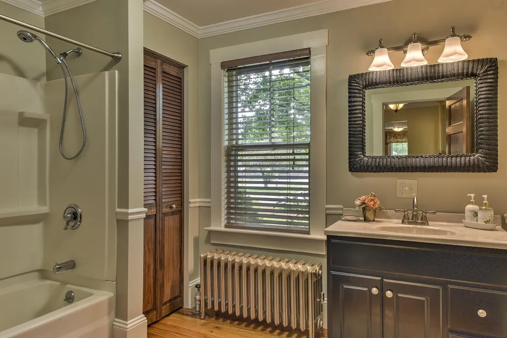 7 Pinehurst Avenue Keene NH 03431