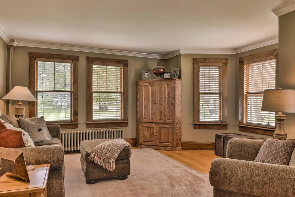 7 Pinehurst Avenue Keene NH 03431