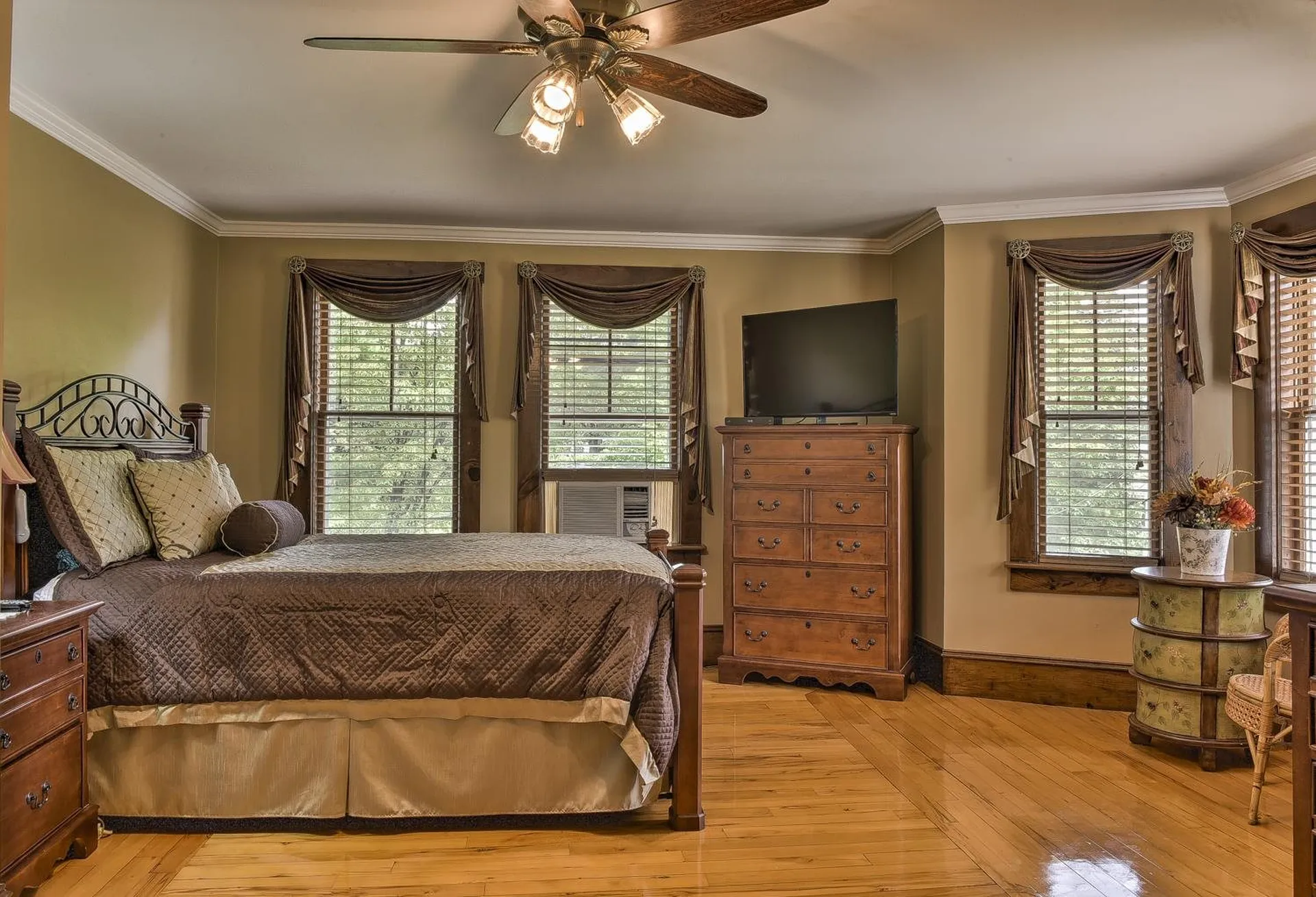 7 Pinehurst Avenue Keene NH 03431