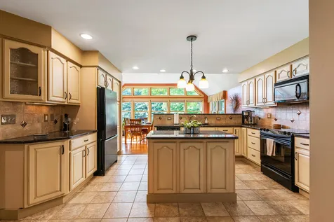 223 Youngs Hill Road Sunapee NH 03782