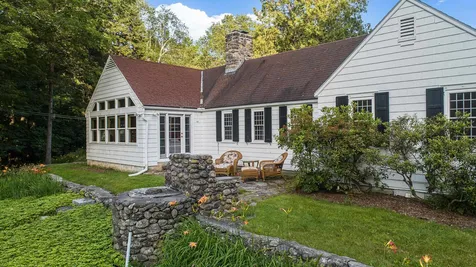 223 Youngs Hill Road Sunapee NH 03782