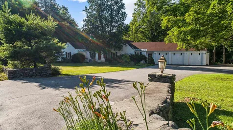 223 Youngs Hill Road Sunapee NH 03782