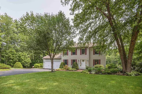 14 Bridget Circle Gilford NH 03249