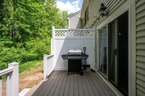 86 Woodland Green Rochester NH 03868