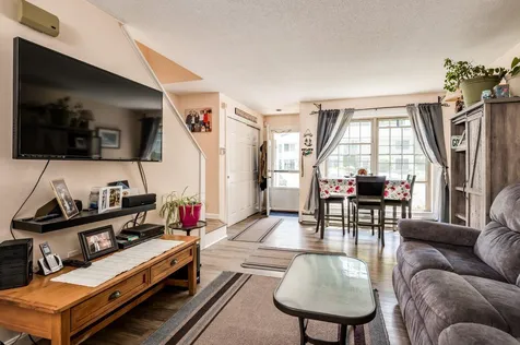 86 Woodland Green Rochester NH 03868