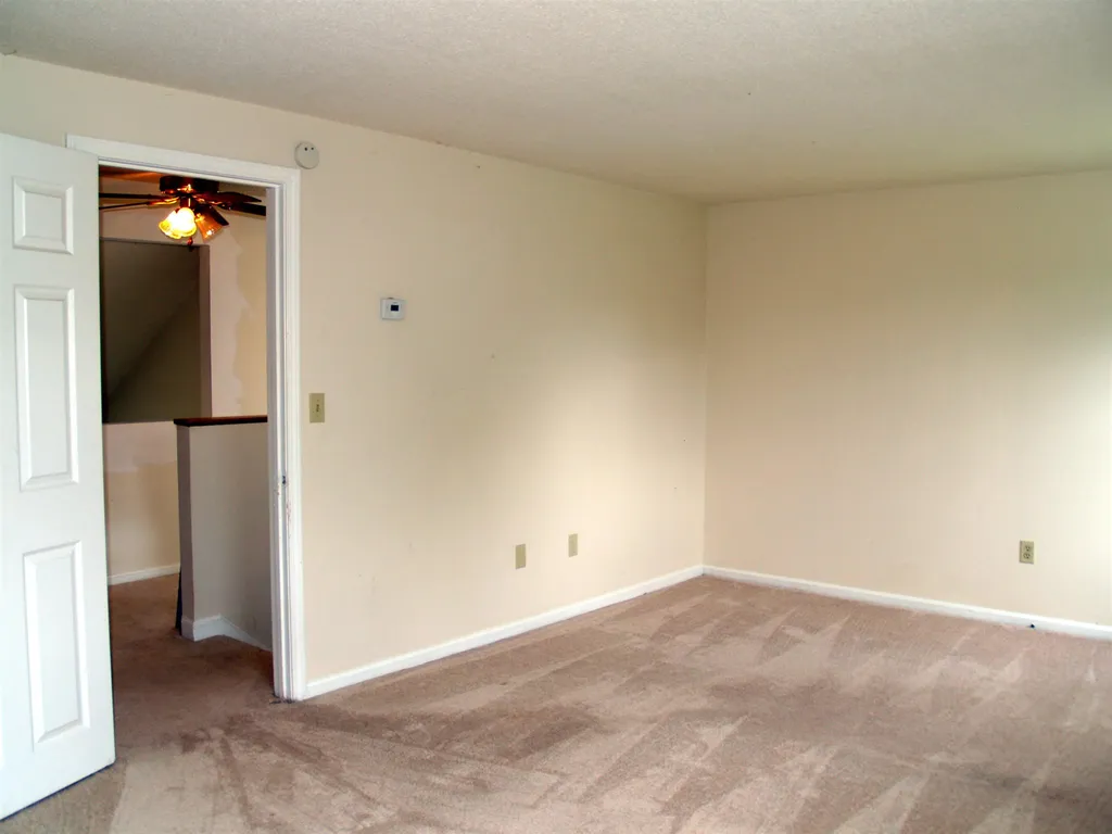 5l Bonnie Lane Derry NH 03038