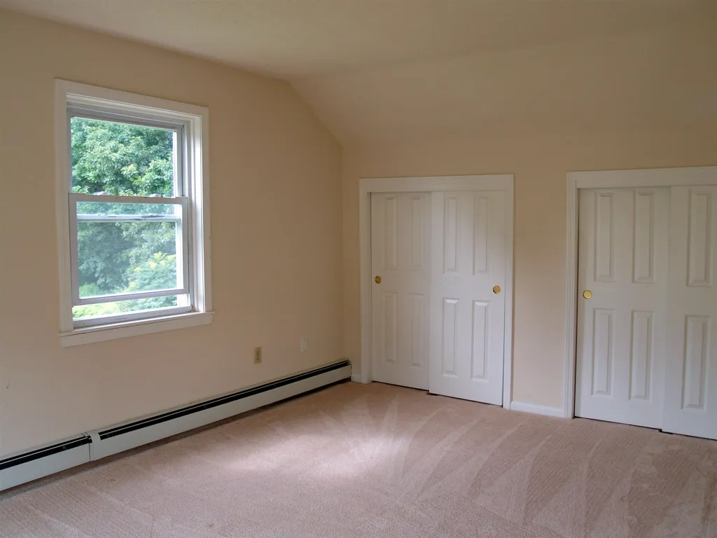5l Bonnie Lane Derry NH 03038