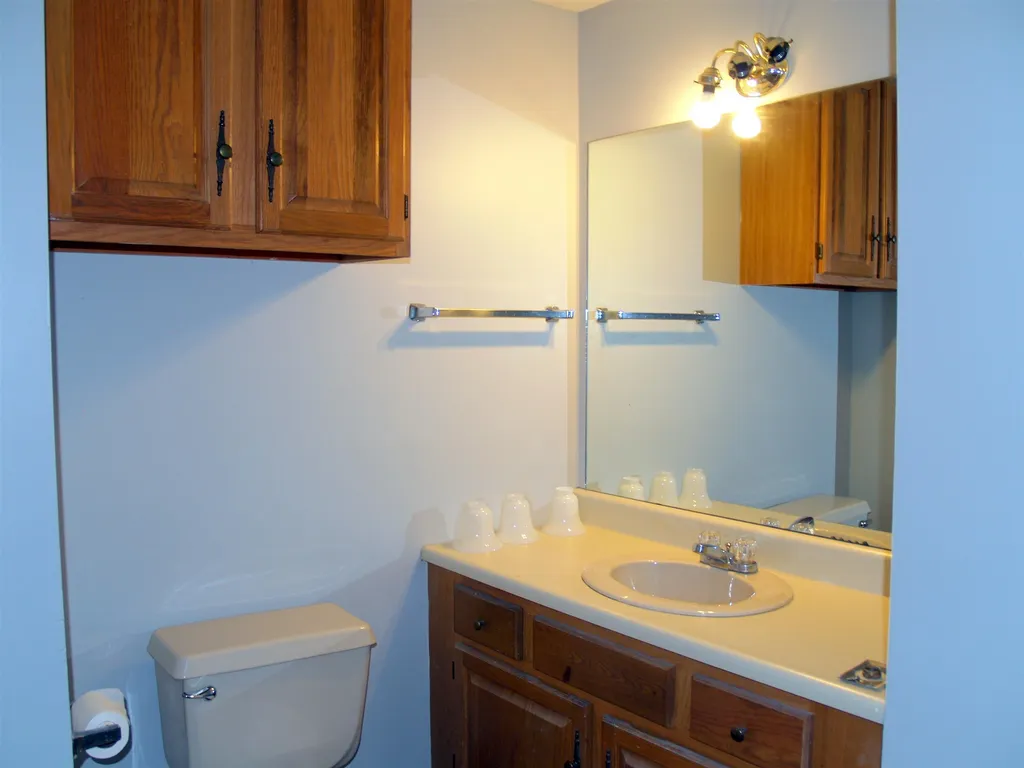 5l Bonnie Lane Derry NH 03038