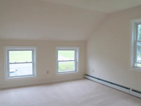 5l Bonnie Lane Derry NH 03038