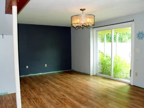 5l Bonnie Lane Derry NH 03038