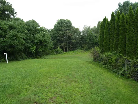 5l Bonnie Lane Derry NH 03038