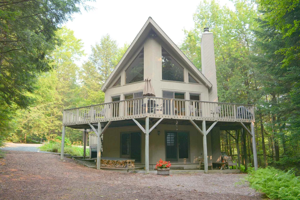 20 Whitetail Ridge Grantham NH 03753
