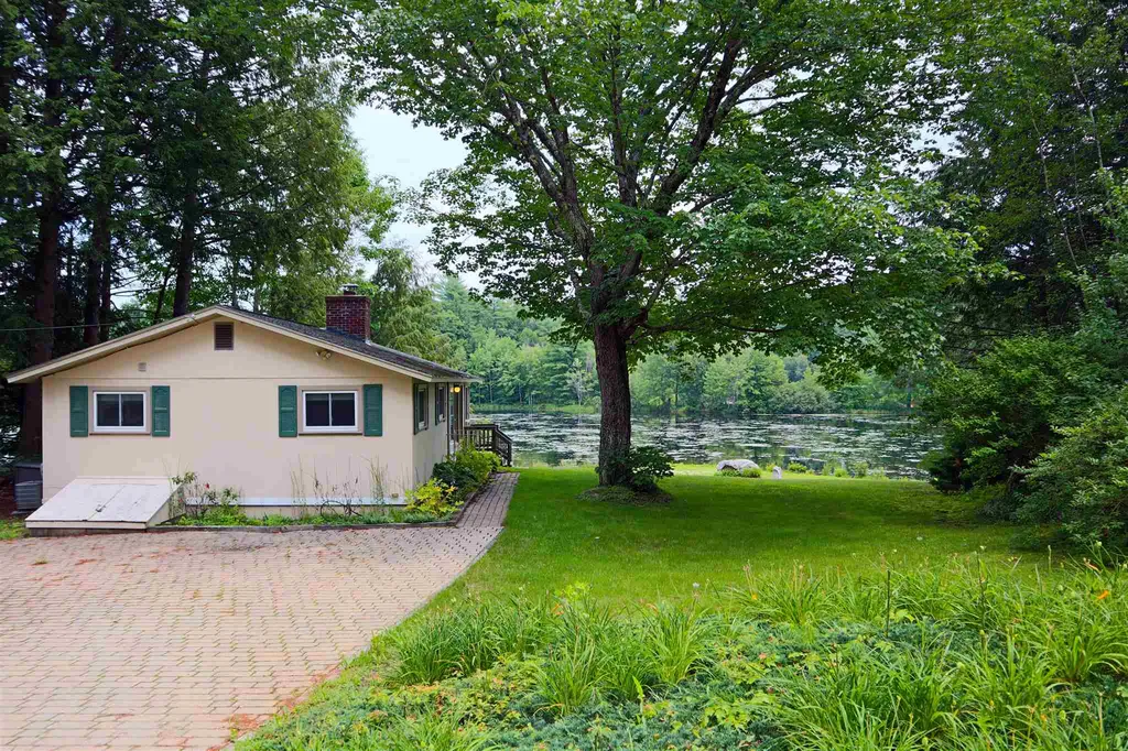 522 Deer Meadow Road Webster NH 03303