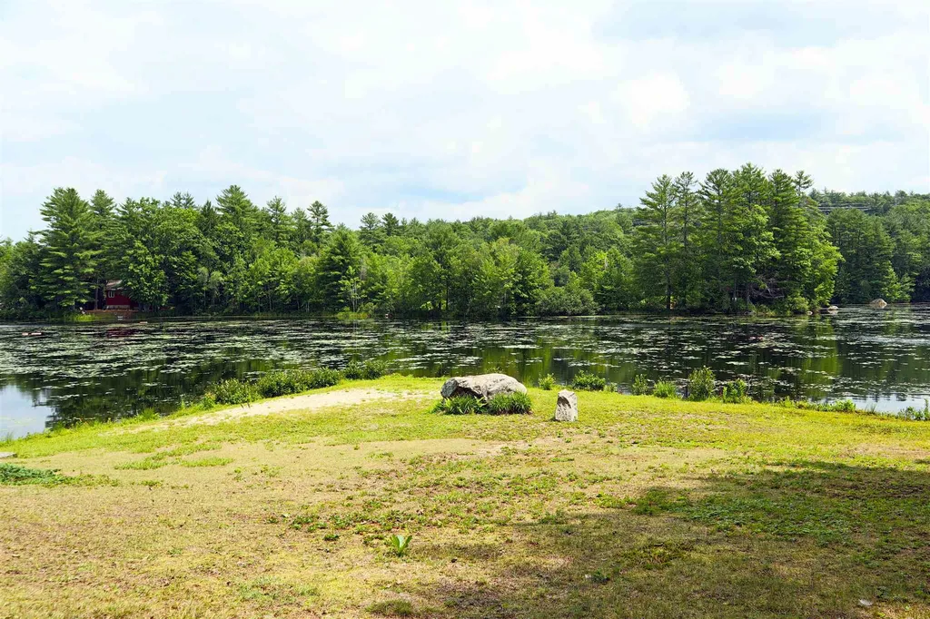 522 Deer Meadow Road Webster NH 03303