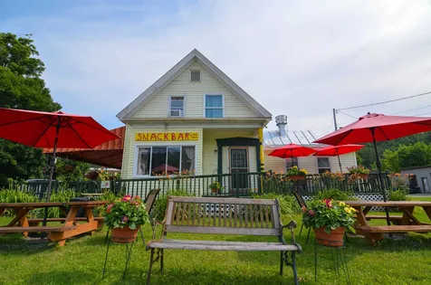 29 Main Street Ludlow VT 05149