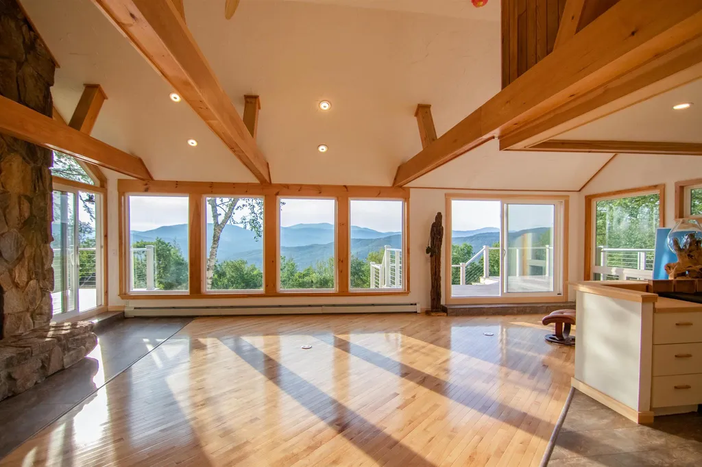 183 Pegwood Road Campton NH 03223