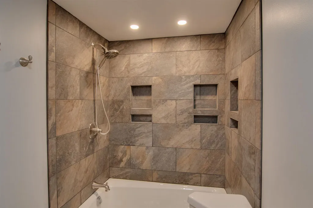 183 Pegwood Road Campton NH 03223