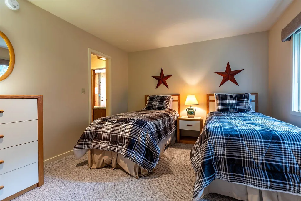 47 High Point Drive Stratton VT 05155