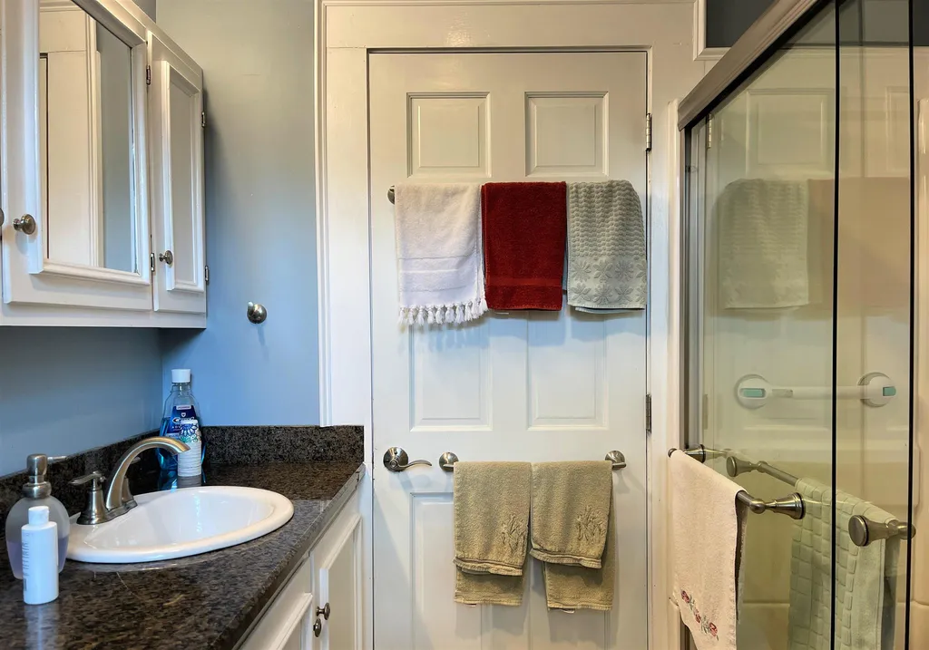 69 Brightlook Drive St. Johnsbury VT 05819