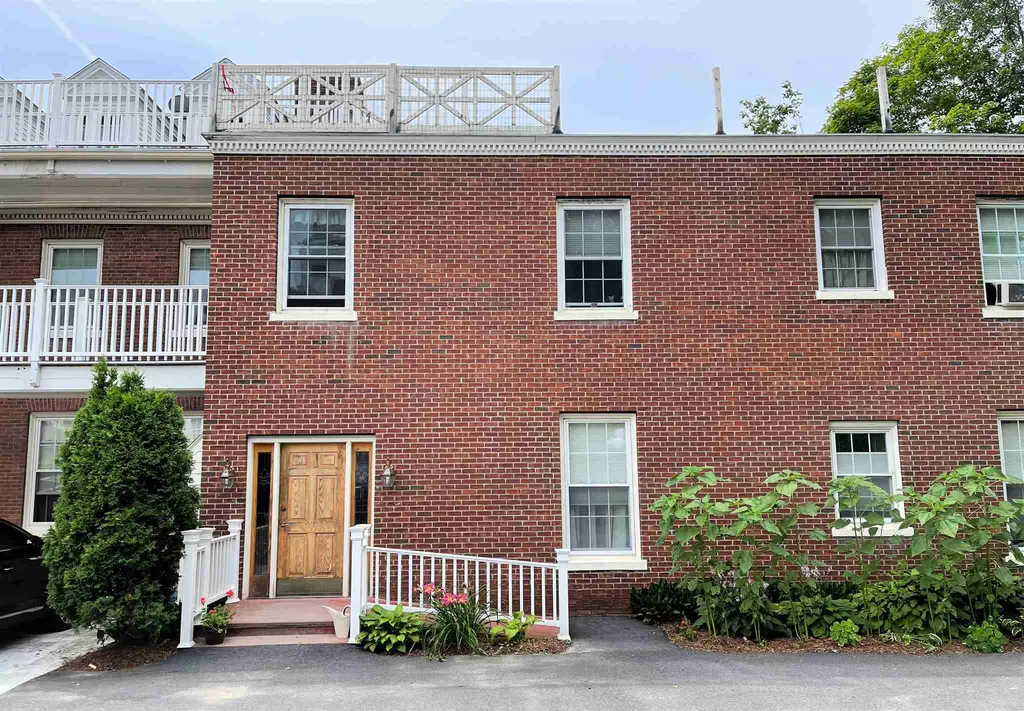 69 Brightlook Drive St. Johnsbury VT 05819