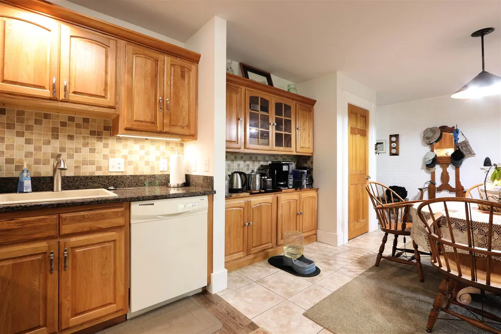 69 Brightlook Drive St. Johnsbury VT 05819