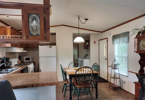 21 Colonial Village Somersworth NH 03878