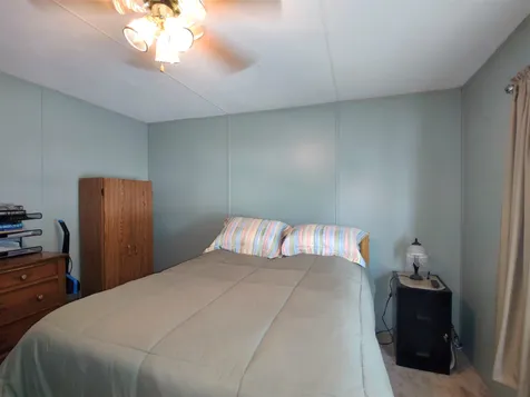 21 Colonial Village Somersworth NH 03878