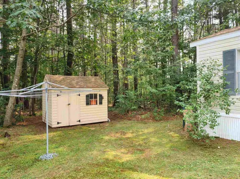 21 Colonial Village Somersworth NH 03878