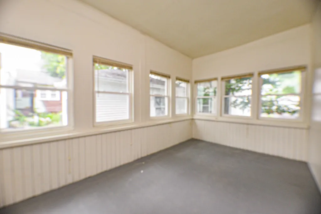 43 Kinsley Street Nashua NH 03060