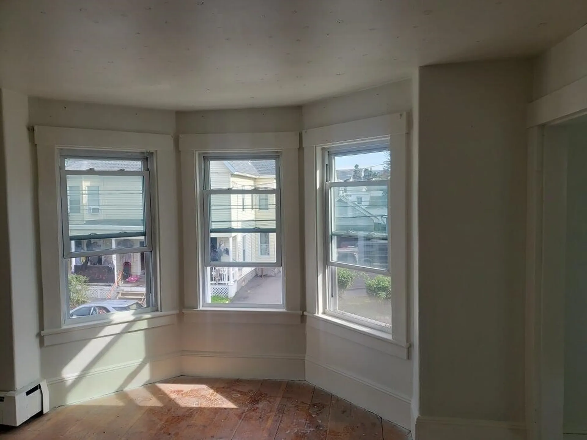 43 Kinsley Street Nashua NH 03060