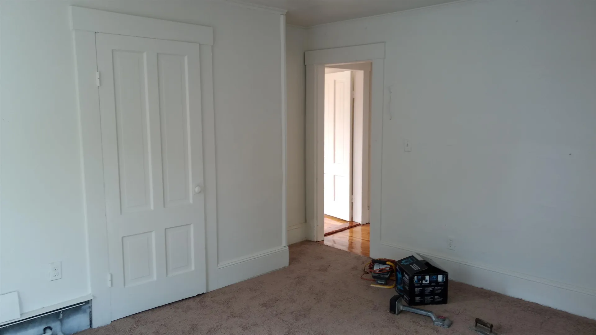 43 Kinsley Street Nashua NH 03060