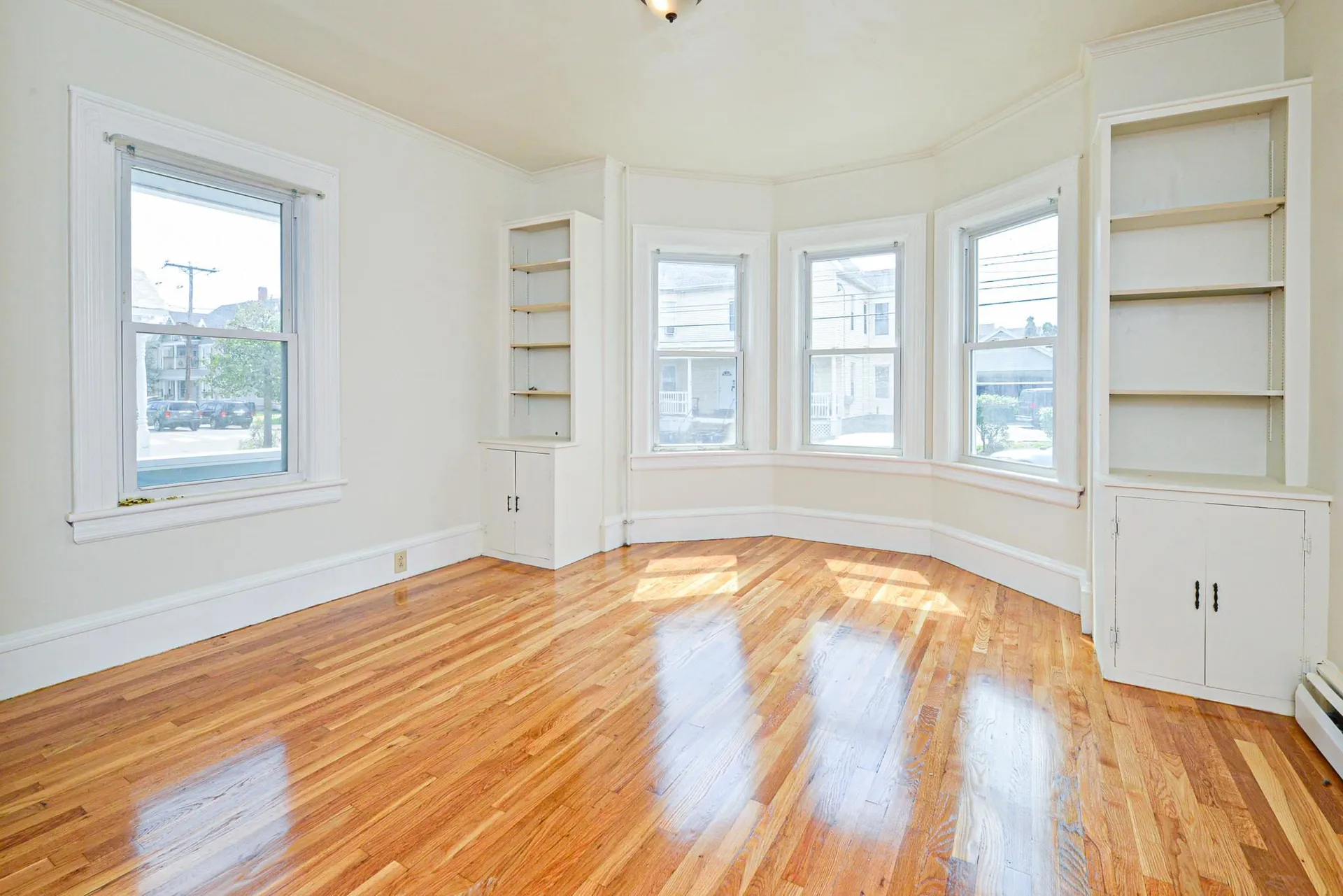43 Kinsley Street Nashua NH 03060