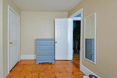 43 Kinsley Street Nashua NH 03060