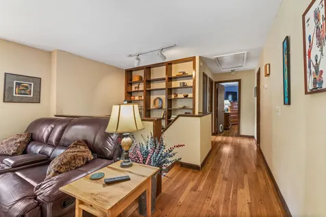 7 Dogwood Lane New London NH 03257