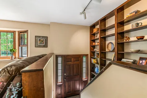 7 Dogwood Lane New London NH 03257