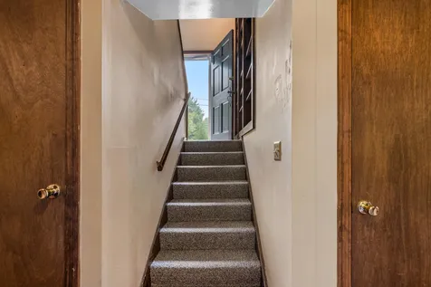 7 Dogwood Lane New London NH 03257
