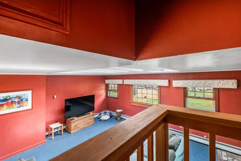 7 Dogwood Lane New London NH 03257