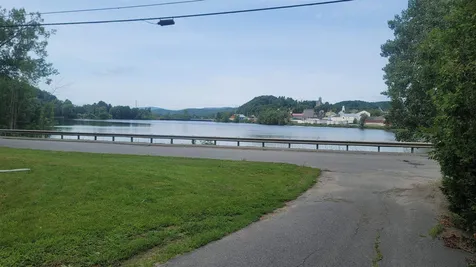 31 Glen Road Newport City VT 05855