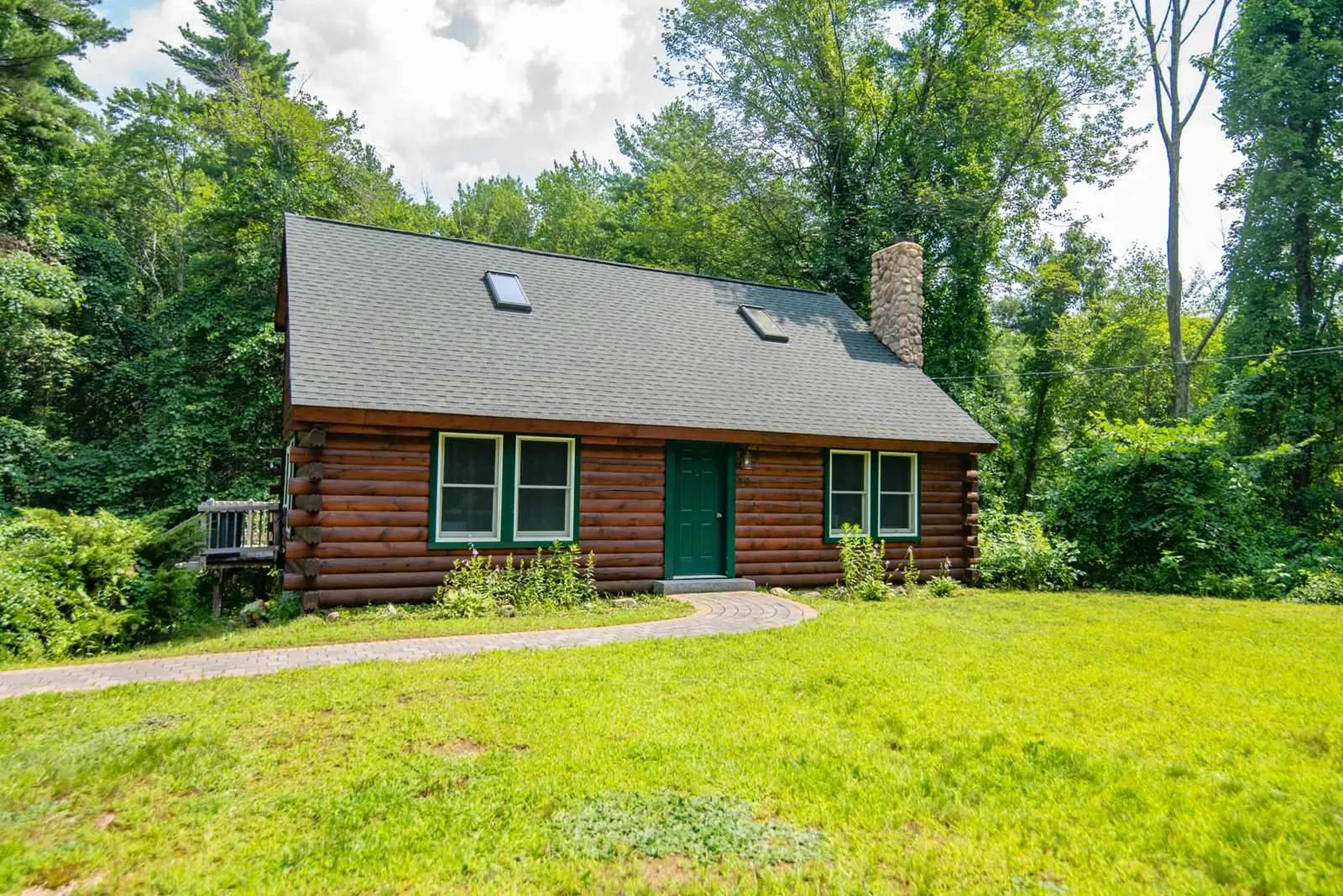 50 Island Pond Road Derry NH 03038