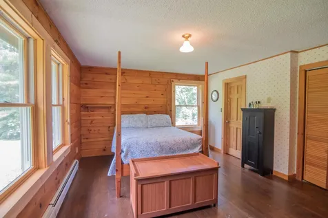 50 Island Pond Road Derry NH 03038