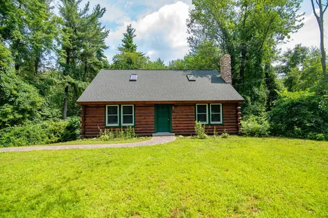 50 Island Pond Road Derry NH 03038
