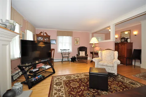 34 High Street Goffstown NH 03045