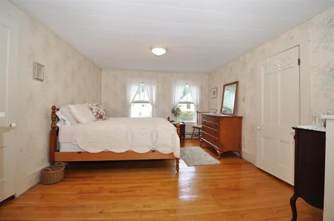 34 High Street Goffstown NH 03045