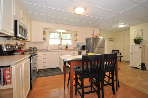34 High Street Goffstown NH 03045