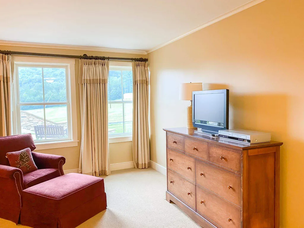 639/641 Jackson Gore Bixby House Ludlow VT 05149