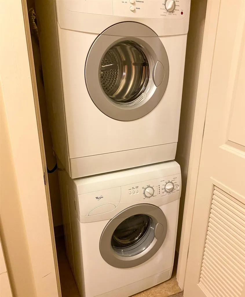 639/641 Jackson Gore Bixby House Ludlow VT 05149