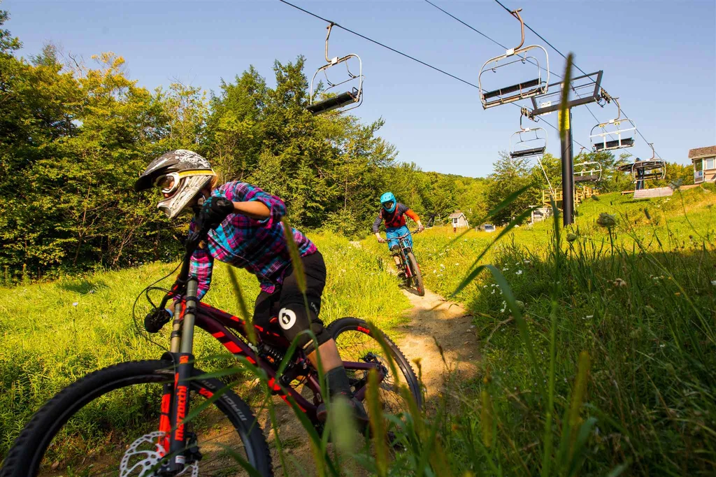 639/641 Jackson Gore Bixby House Ludlow VT 05149