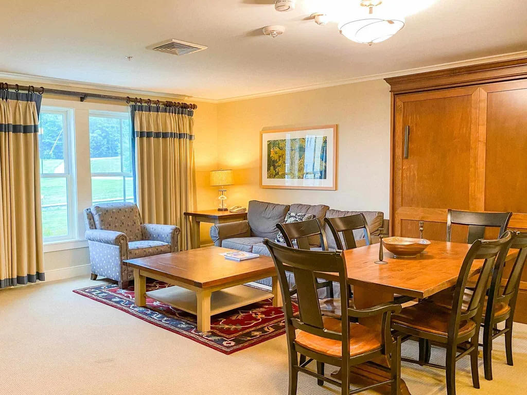 639/641 Jackson Gore Bixby House Ludlow VT 05149